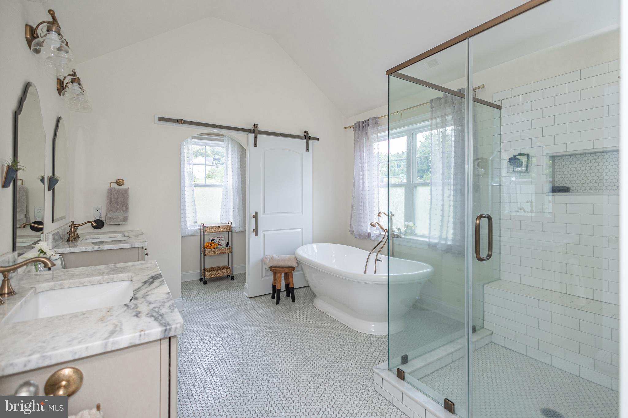 OWLS NEST FARM - Residential