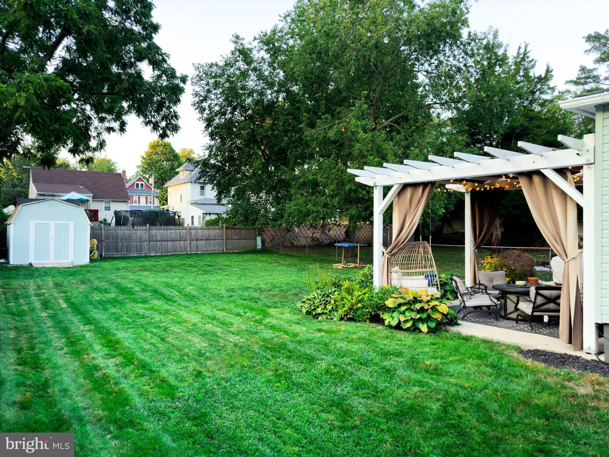 209 W MADISON AVENUE