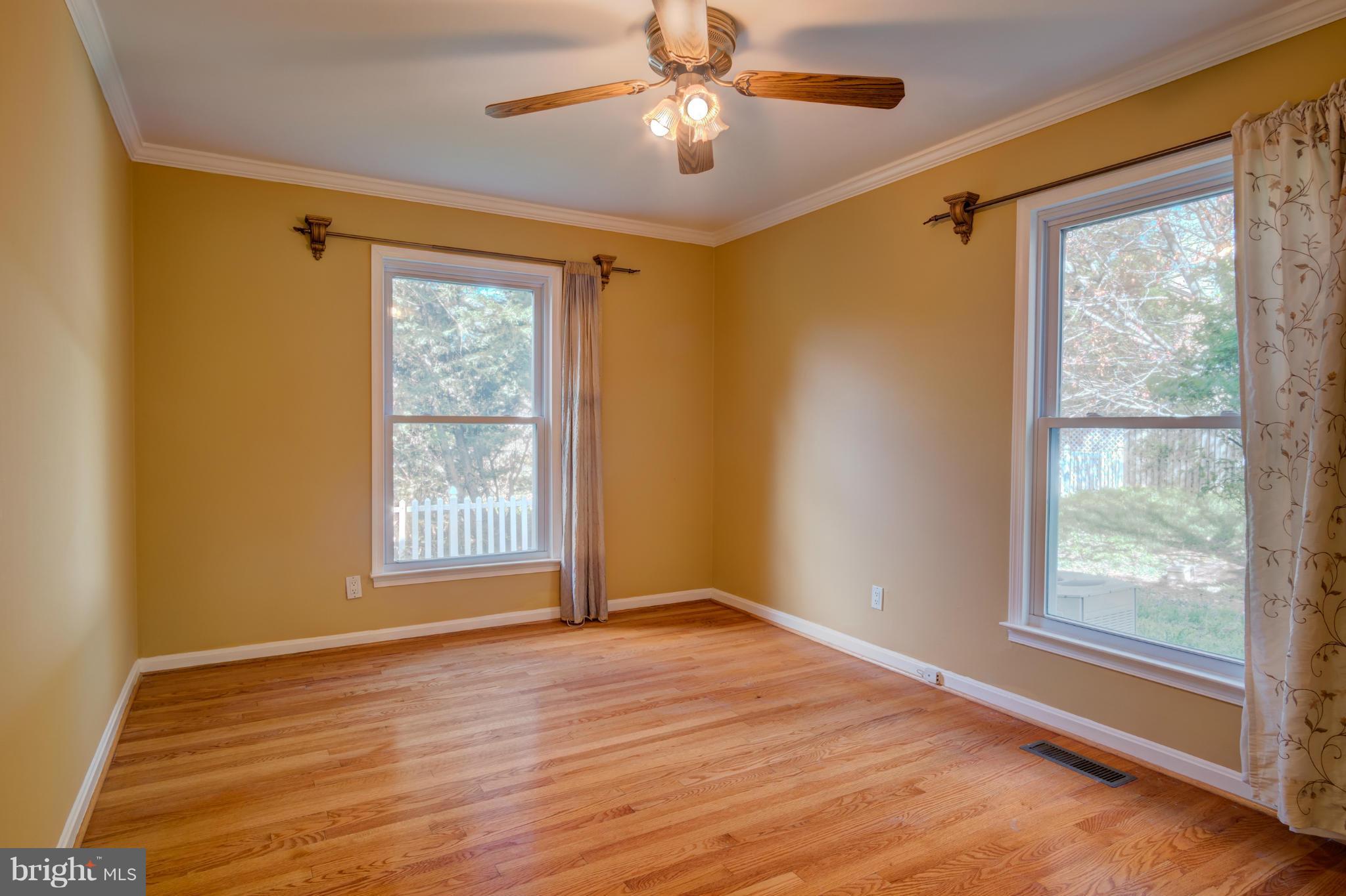 CONDON MANOR OF MCLEAN - Residential Lease