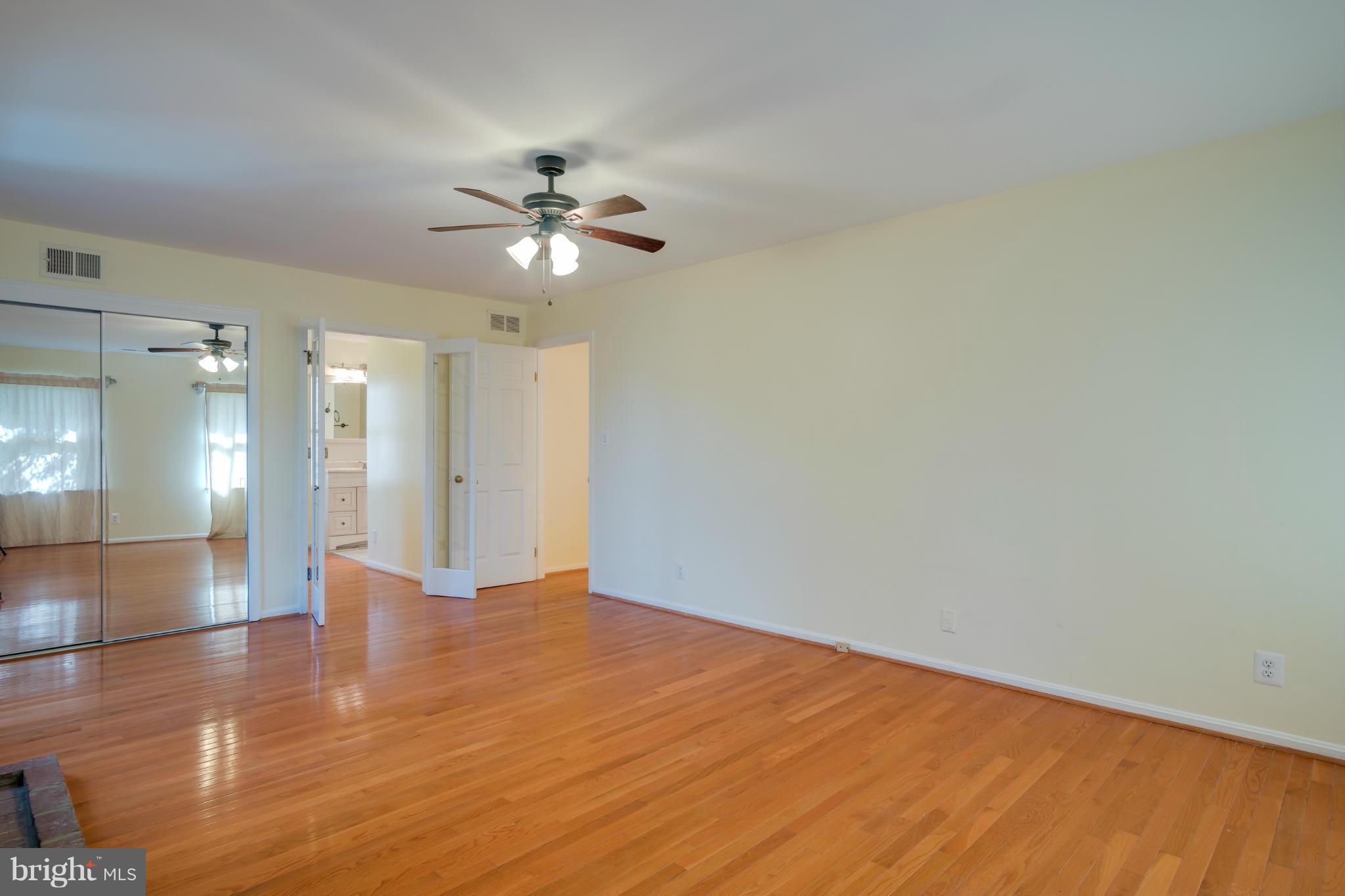 CONDON MANOR OF MCLEAN - Residential Lease