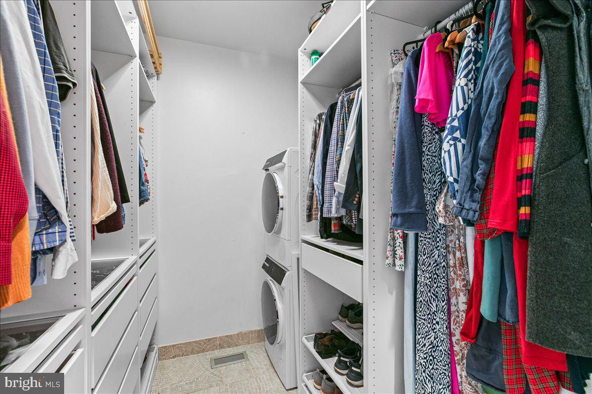 SEVEN HILLS ESTATES - Residential