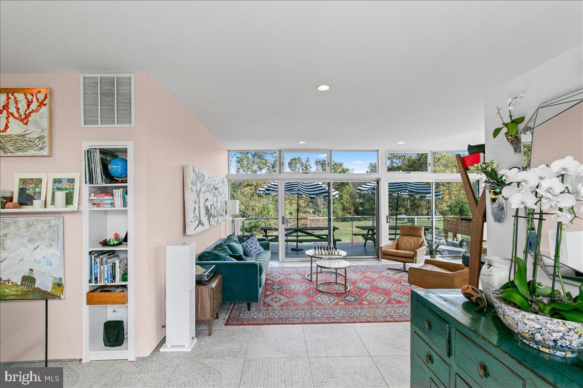 10222 VAN THOMPSON ROAD