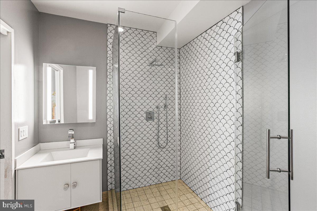 SEVEN HILLS ESTATES - Residential