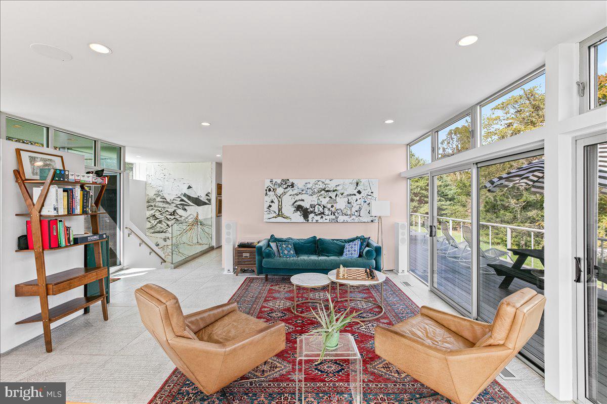 SEVEN HILLS ESTATES - Residential