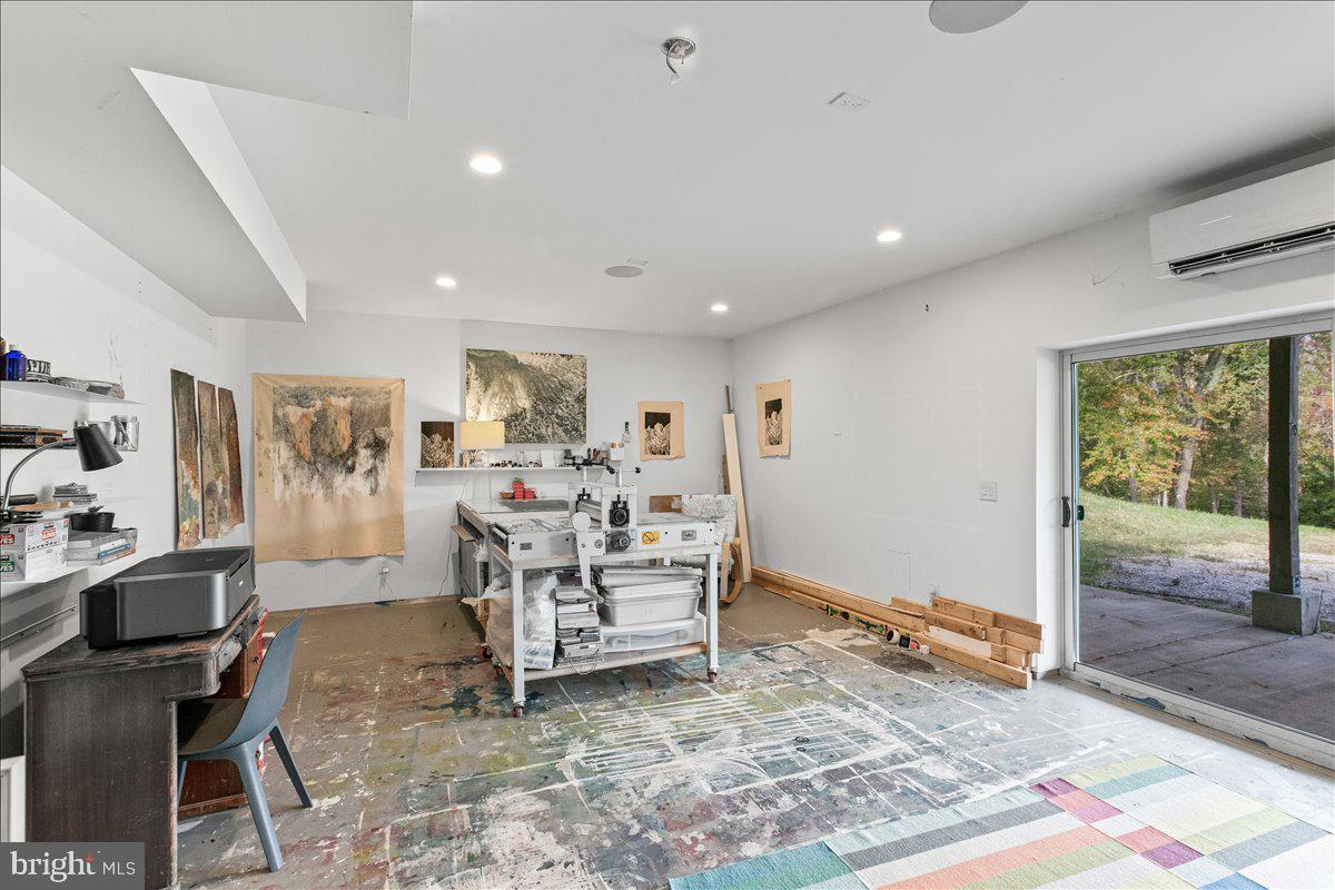 SEVEN HILLS ESTATES - Residential