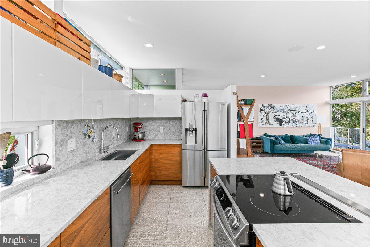 SEVEN HILLS ESTATES - Residential