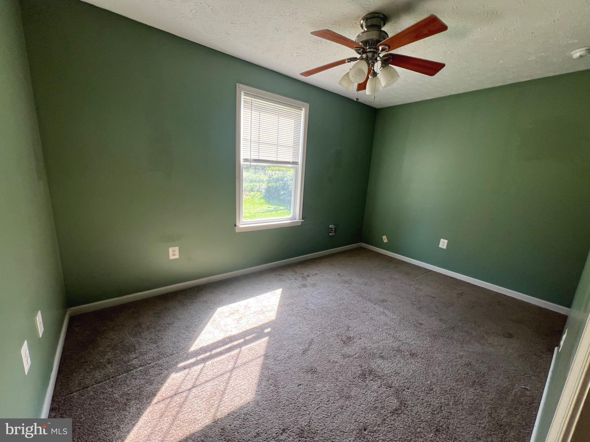 SWAN MEADOWS - Residential Lease