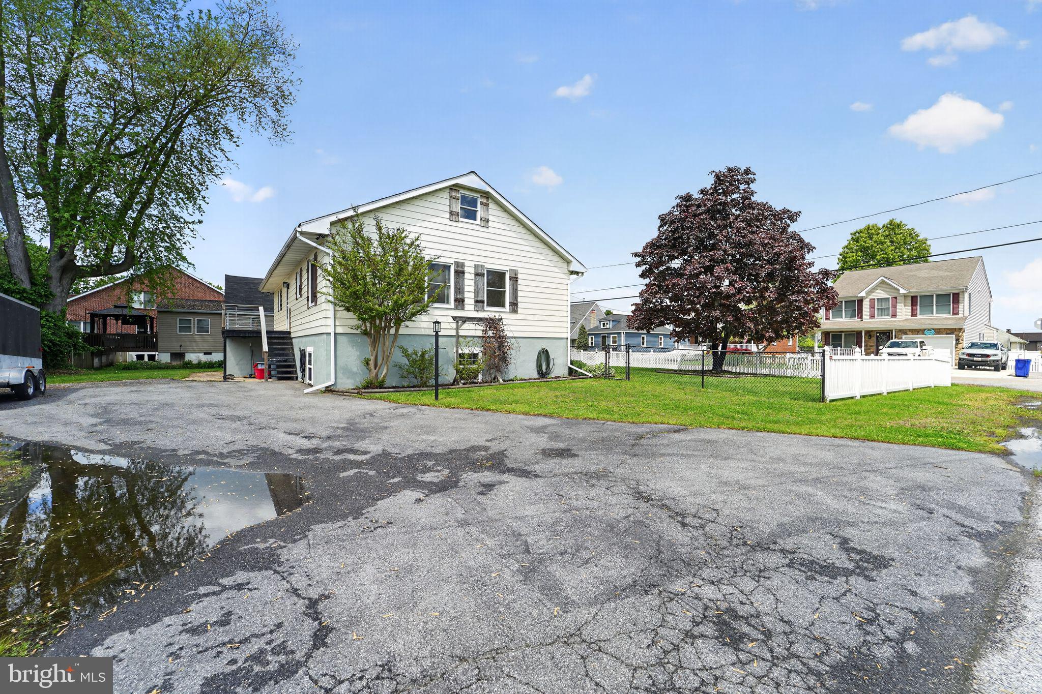 OLIVER BEACH - Residential