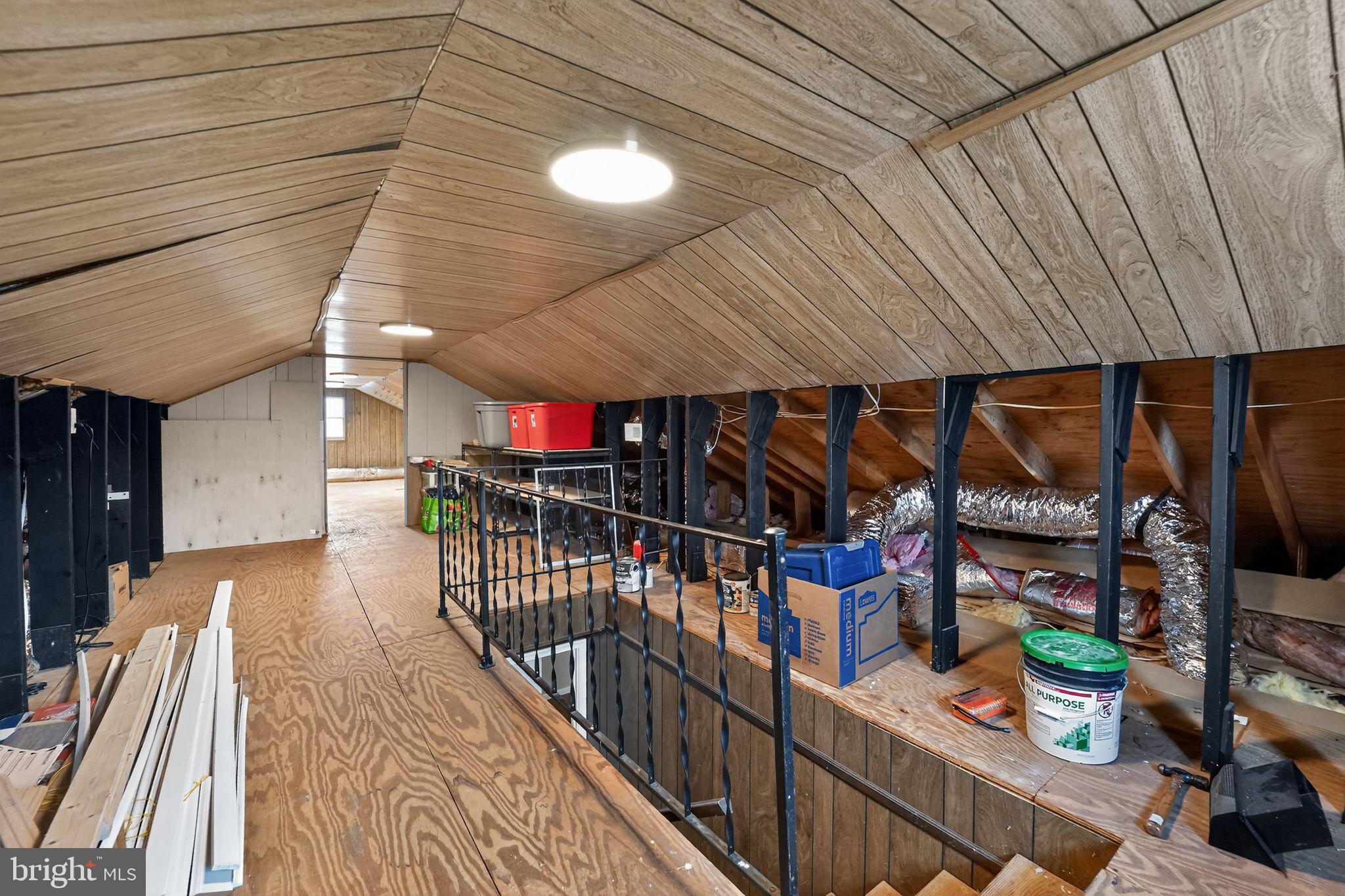 OLIVER BEACH - Residential