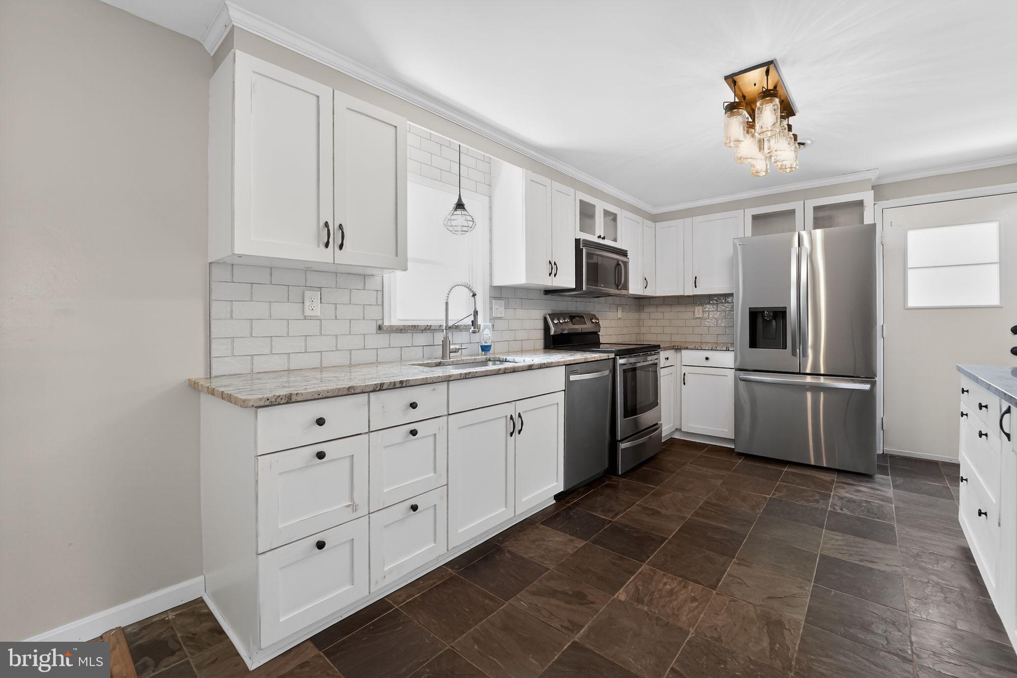 OLIVER BEACH - Residential