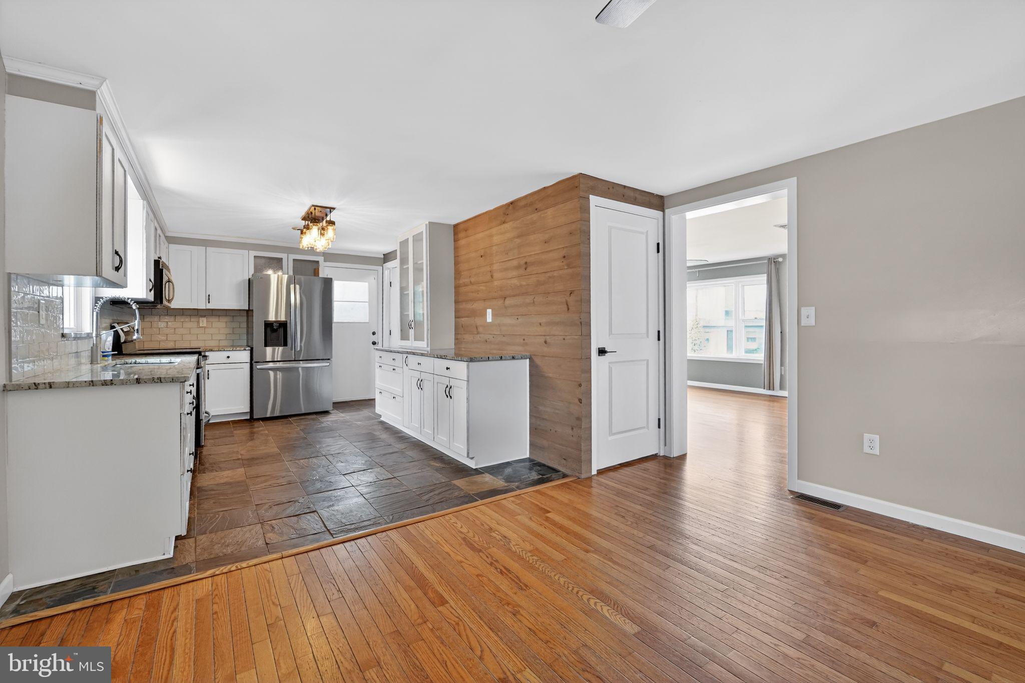 OLIVER BEACH - Residential
