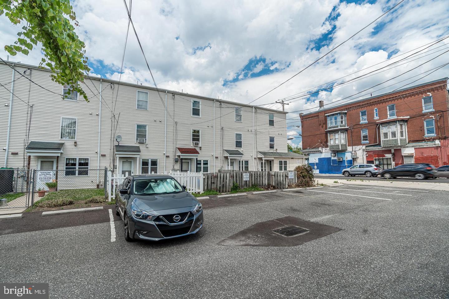 TEMPLE UNIVERSITY - Residential Lease