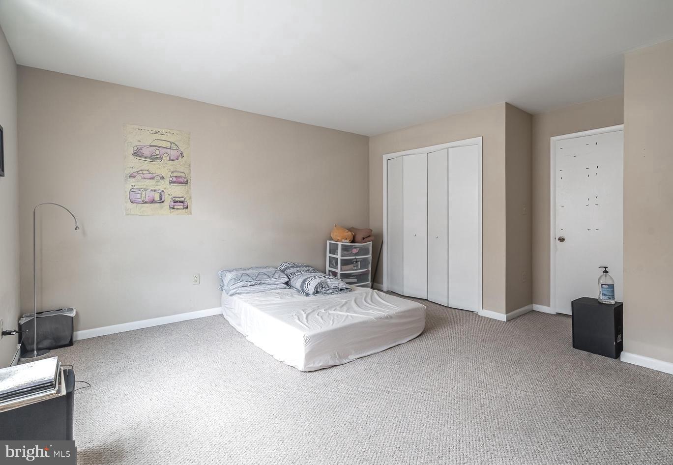 TEMPLE UNIVERSITY - Residential Lease