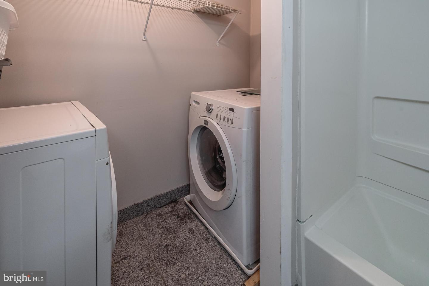 TEMPLE UNIVERSITY - Residential Lease