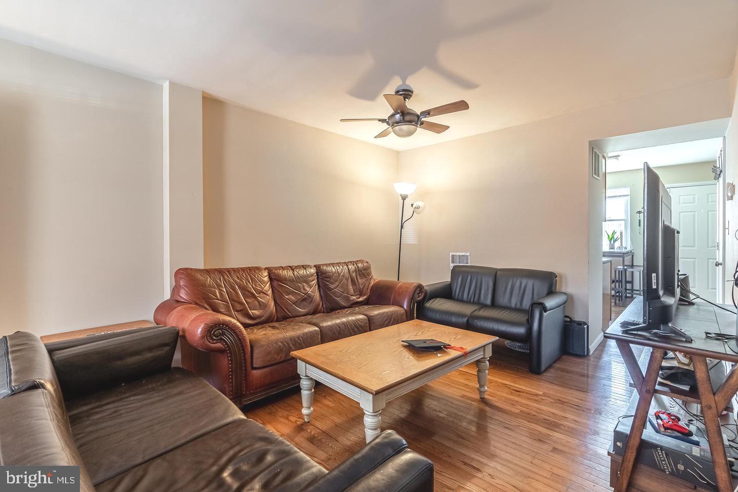 TEMPLE UNIVERSITY - Residential Lease