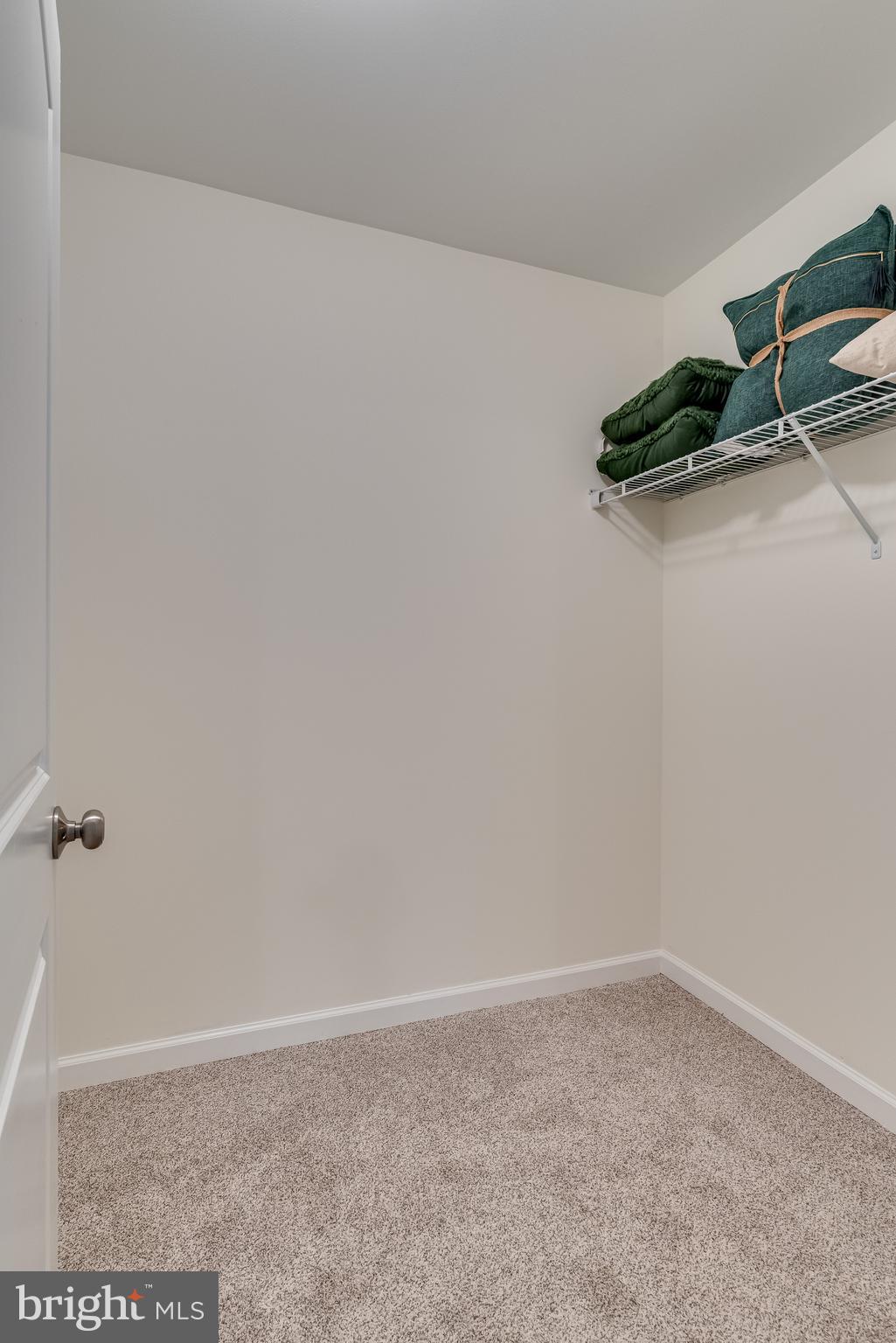 WATERSIDE RESERVE - Residential