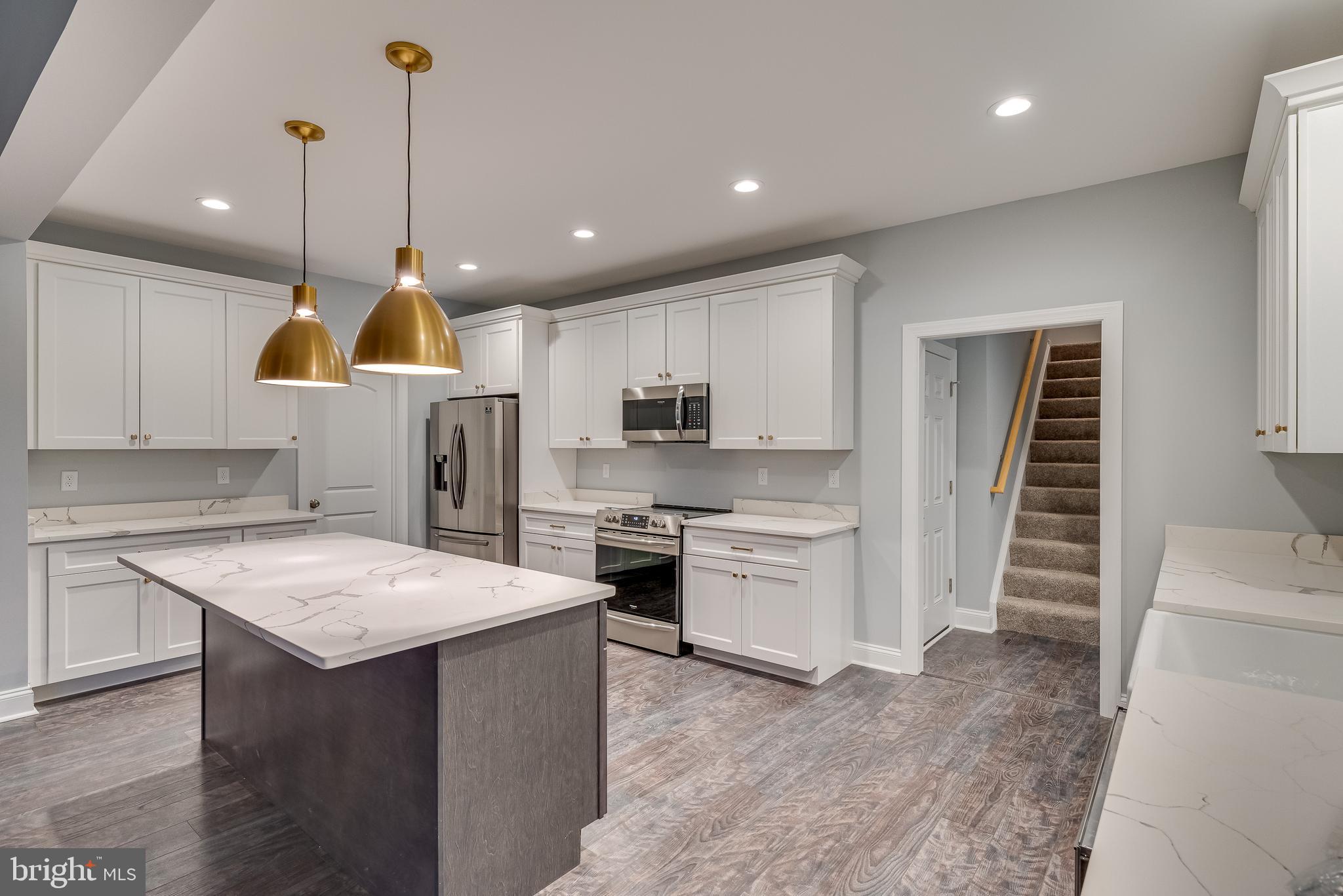 WATERSIDE RESERVE - Residential