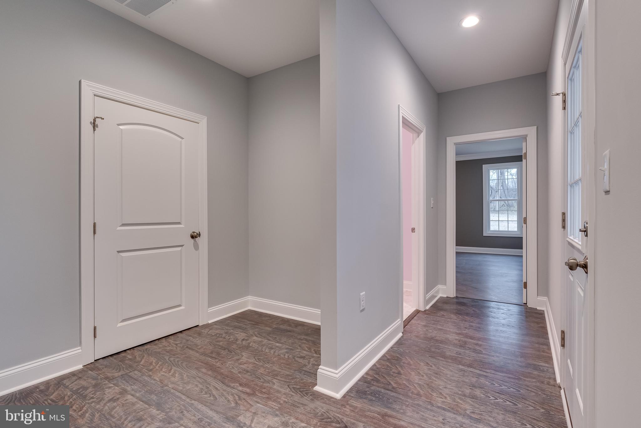 WATERSIDE RESERVE - Residential