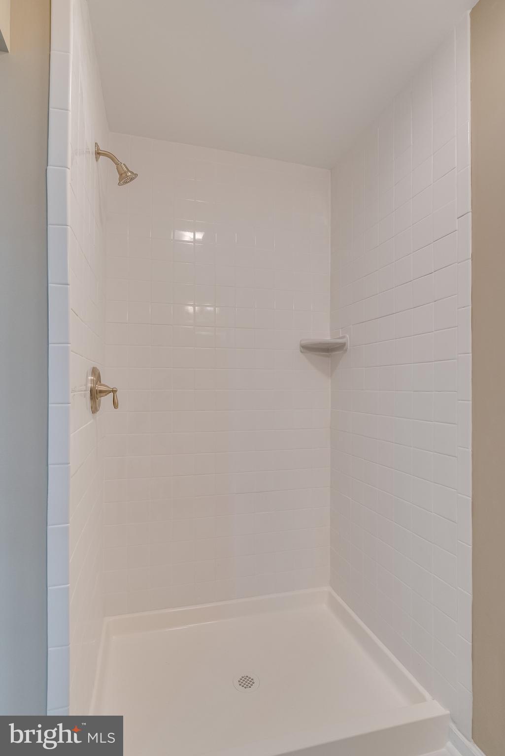 WATERSIDE RESERVE - Residential