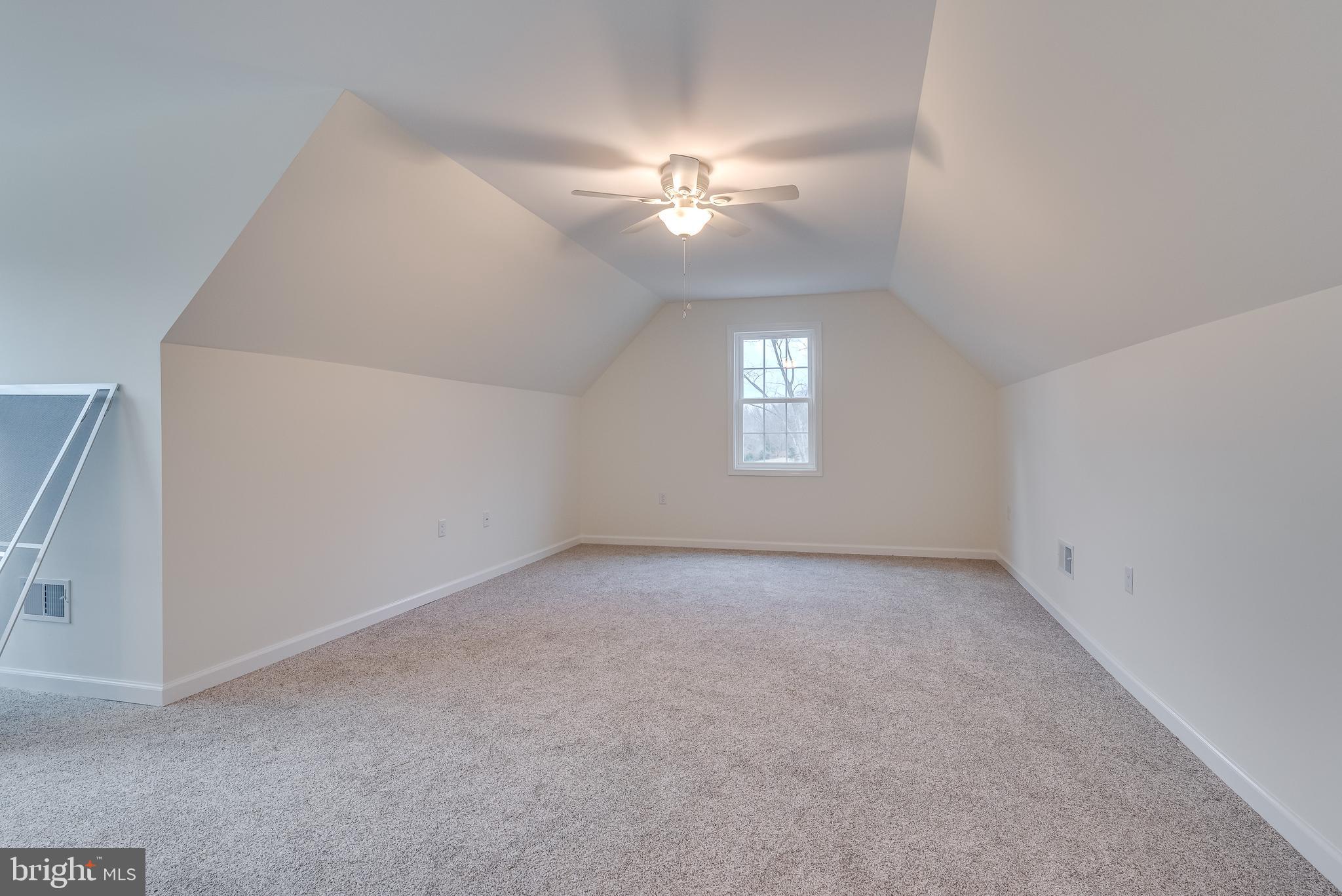 WATERSIDE RESERVE - Residential