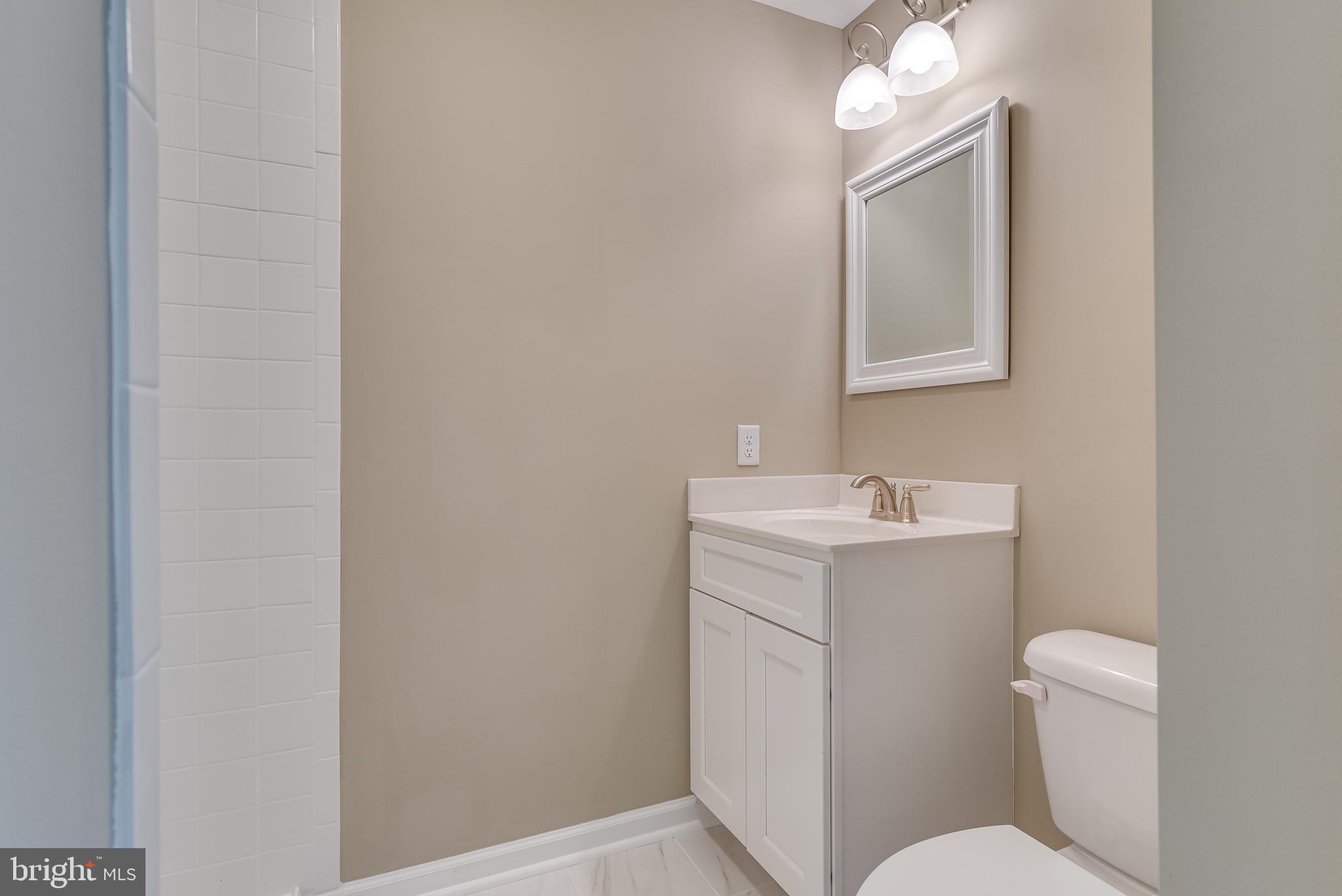 WATERSIDE RESERVE - Residential