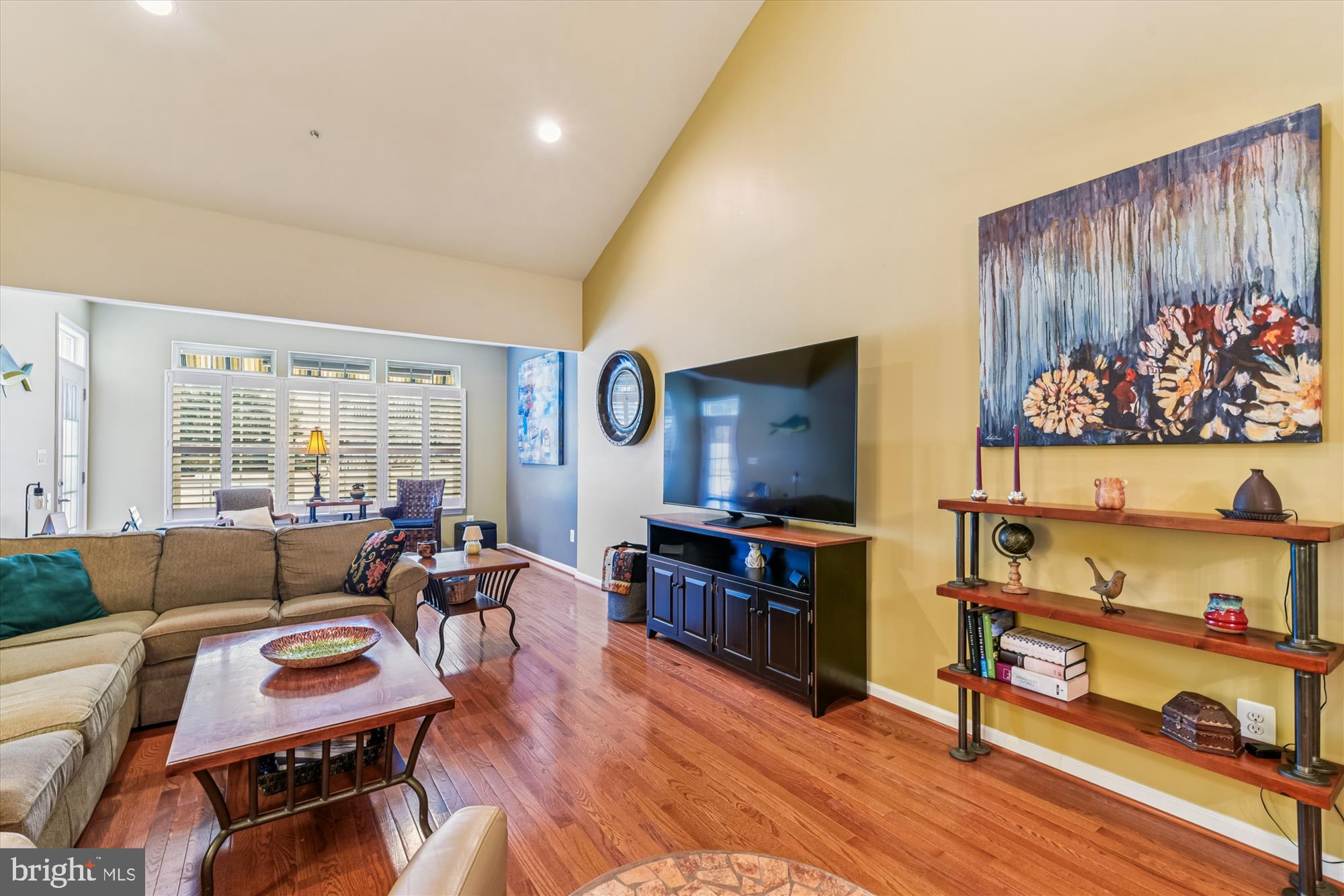 FALLSTON COMMONS - Residential