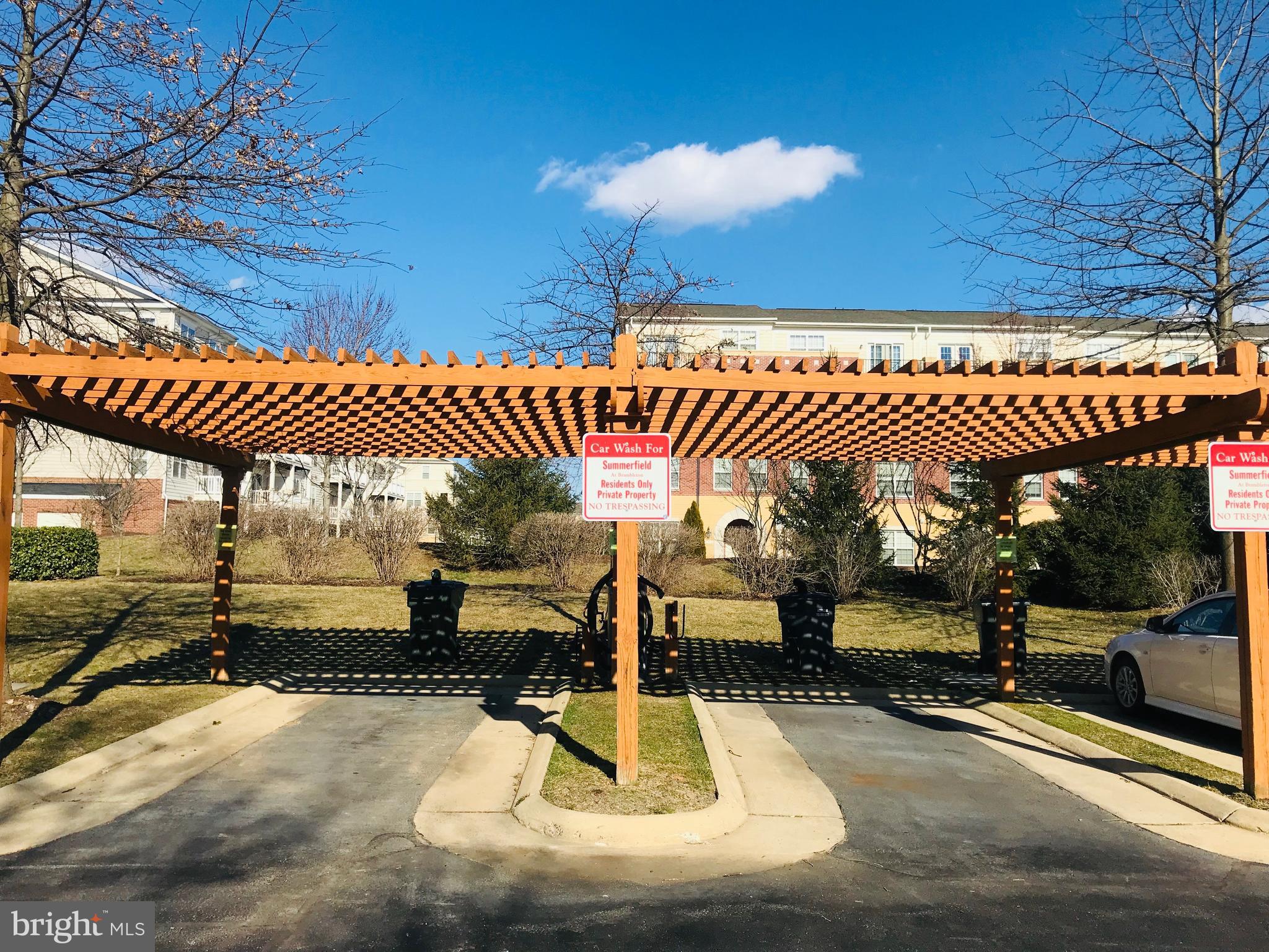 SUMMERFIELD - Residential Lease