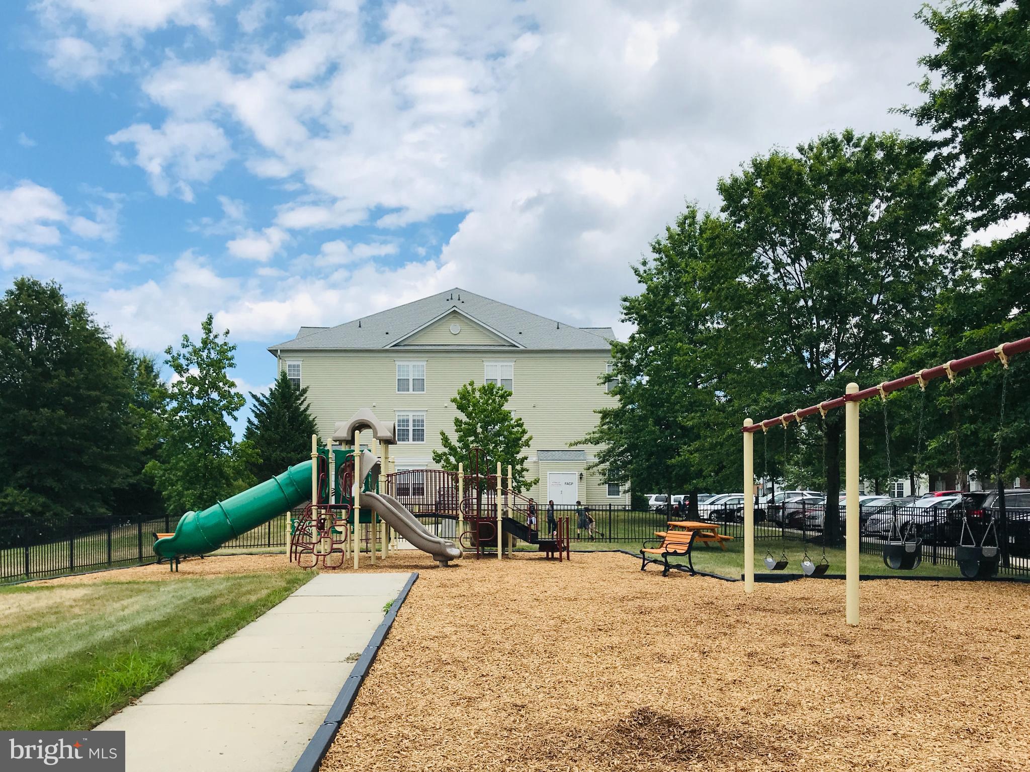 SUMMERFIELD - Residential Lease