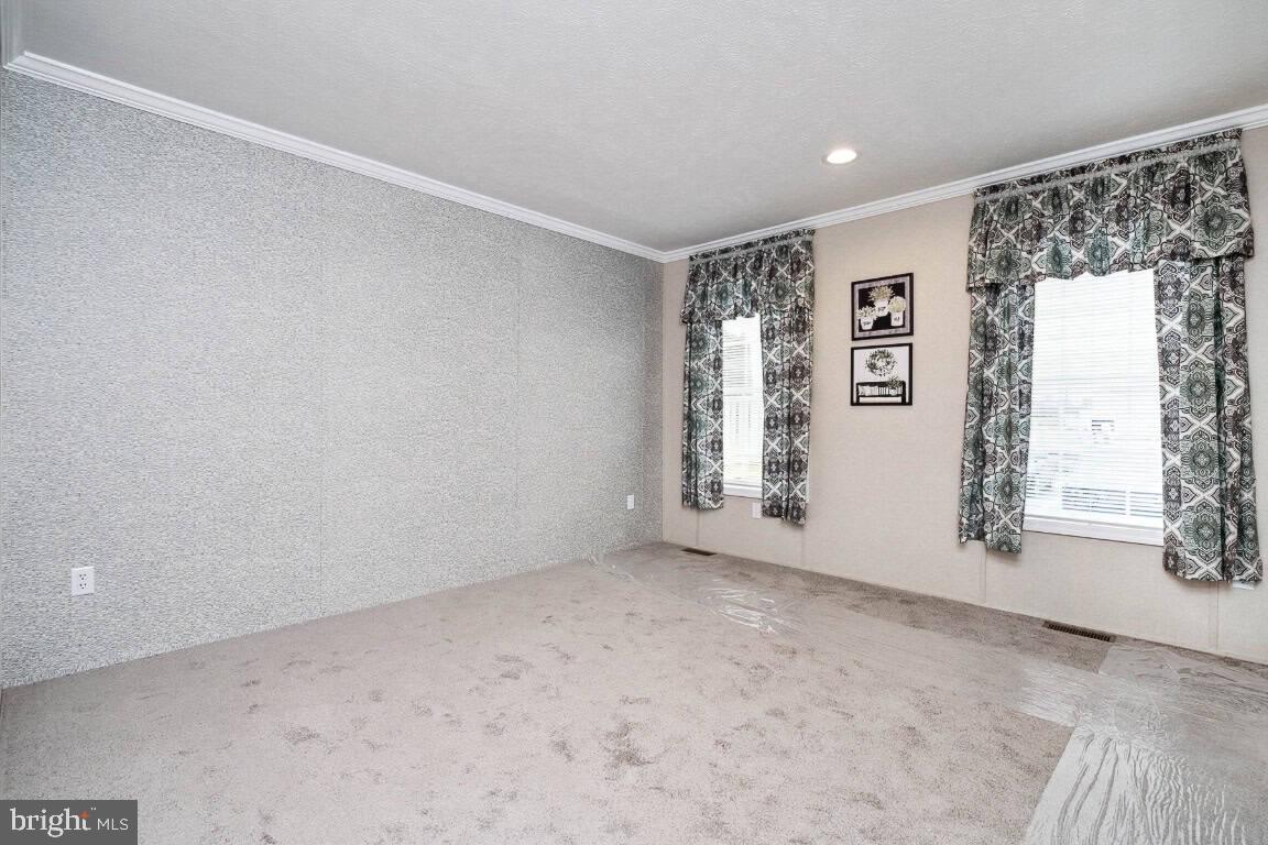 FOUR WAY MANOR - Residential