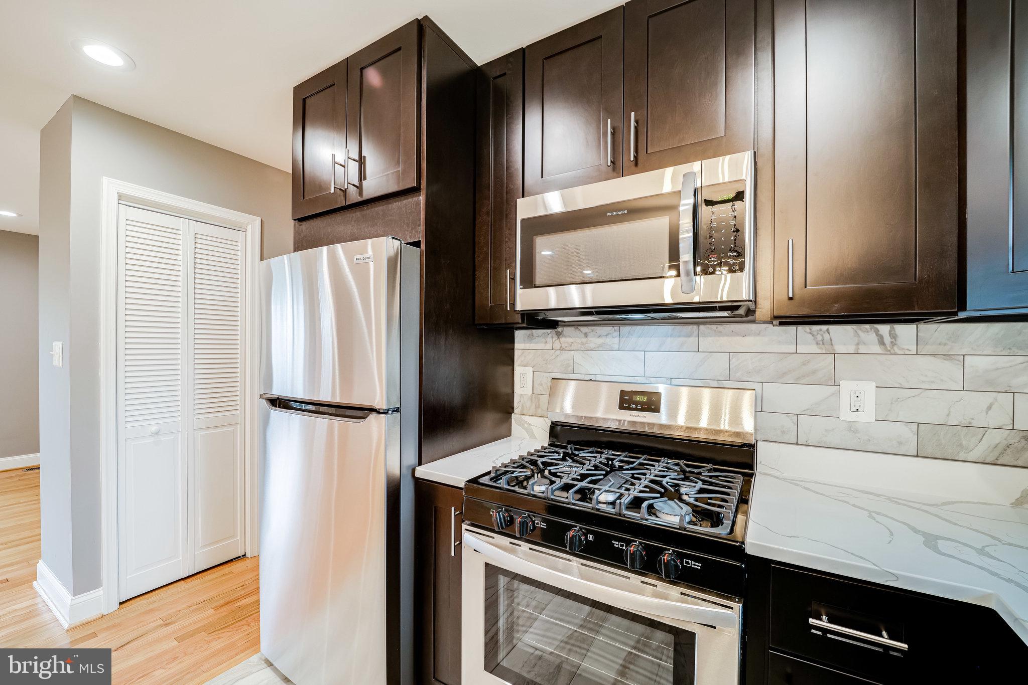 SUNSET MANOR - Residential Lease