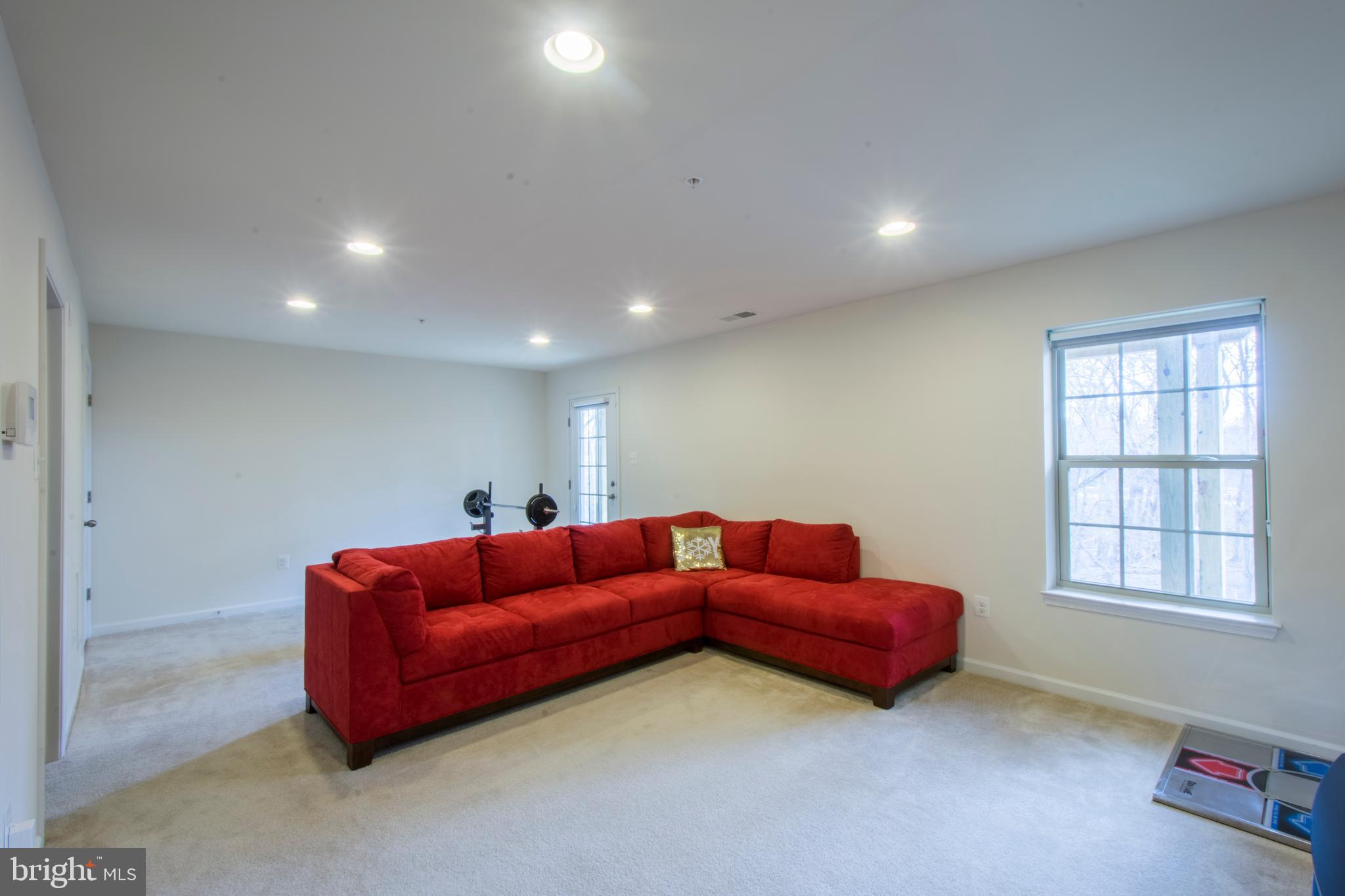 SHANNONS GLEN - Residential