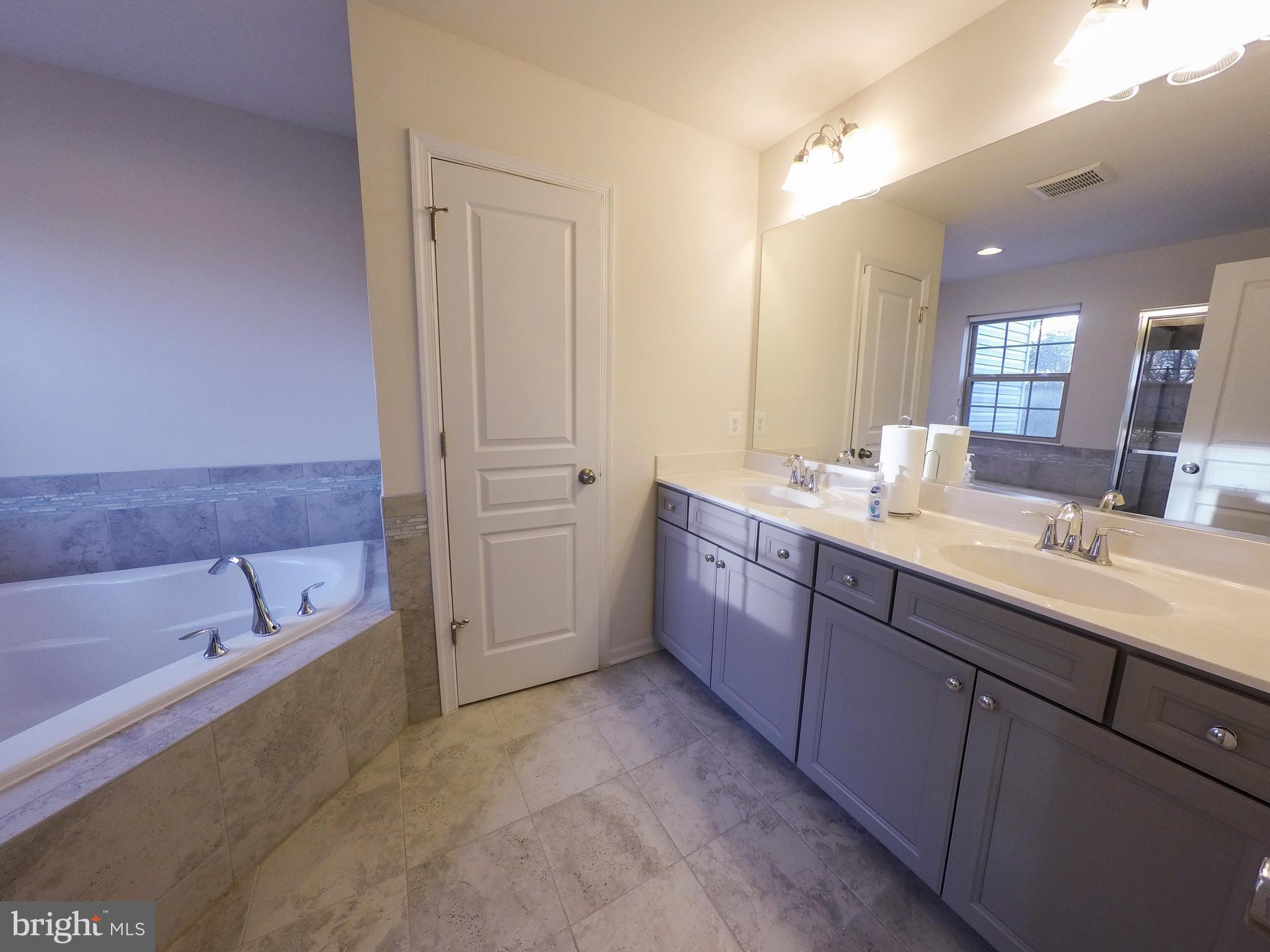 SHANNONS GLEN - Residential