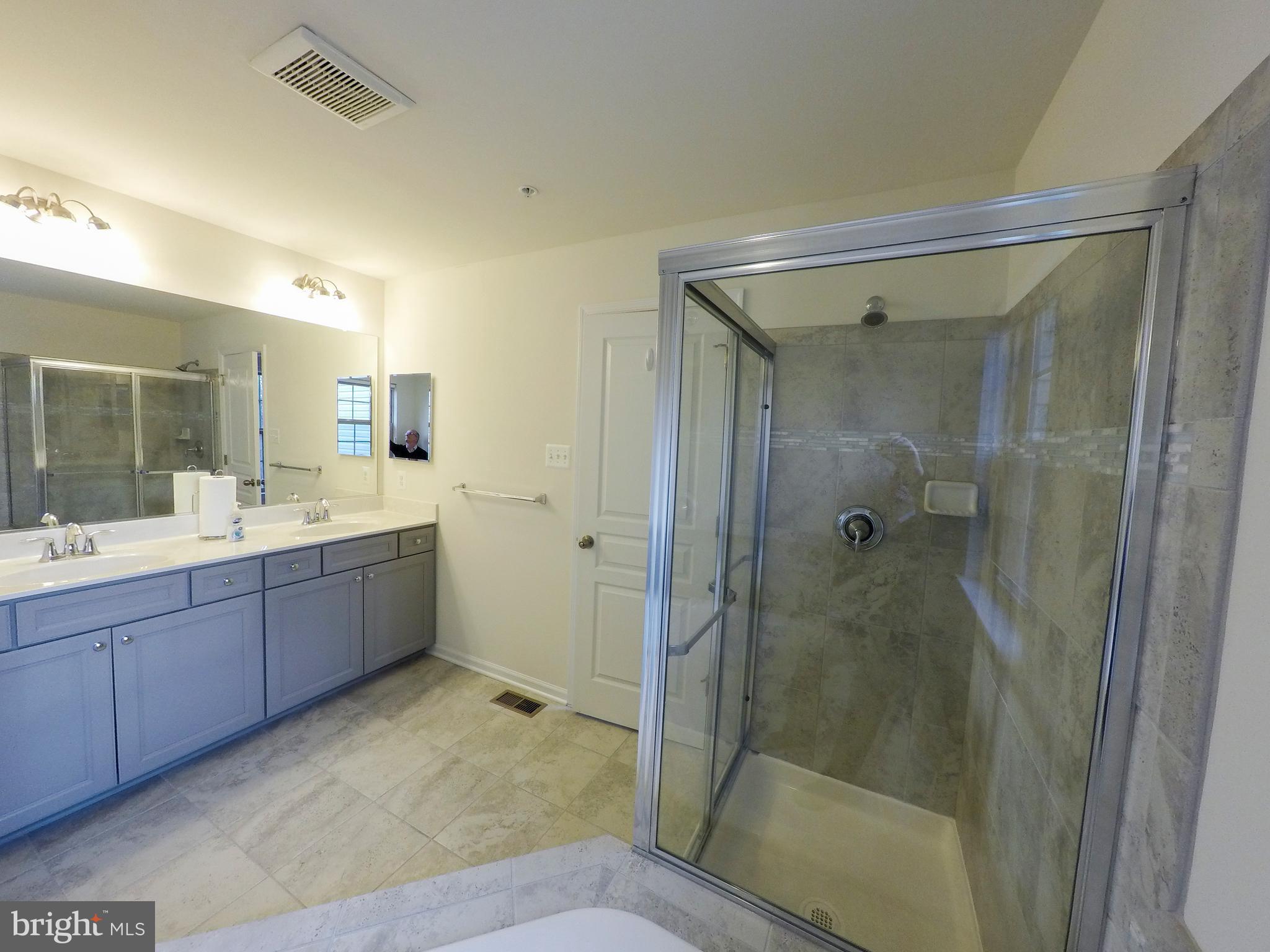 SHANNONS GLEN - Residential