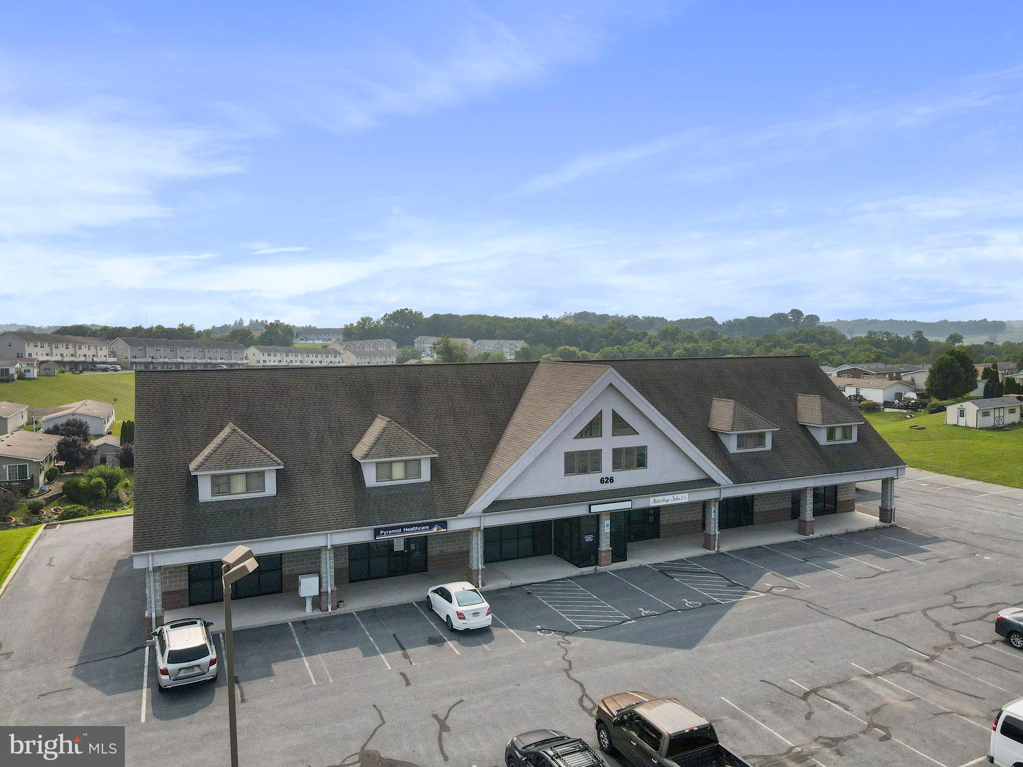 MEADOW BREEZE - Commercial Lease