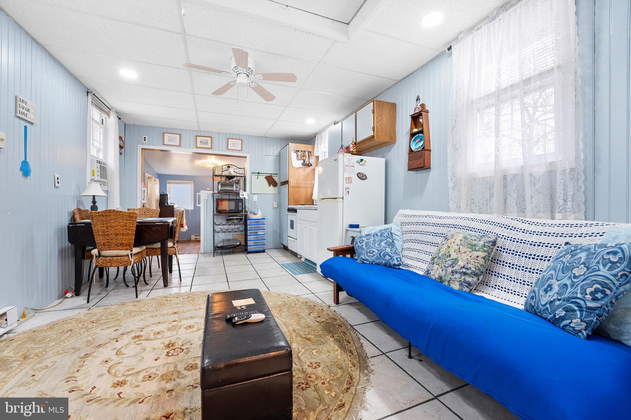 CRYSTAL BEACH MANOR - Residential