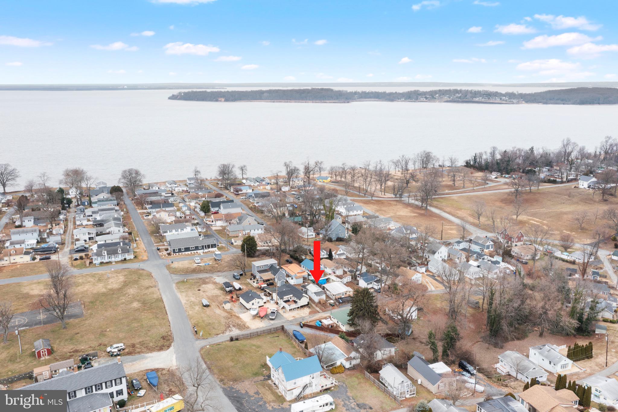 CRYSTAL BEACH MANOR - Residential