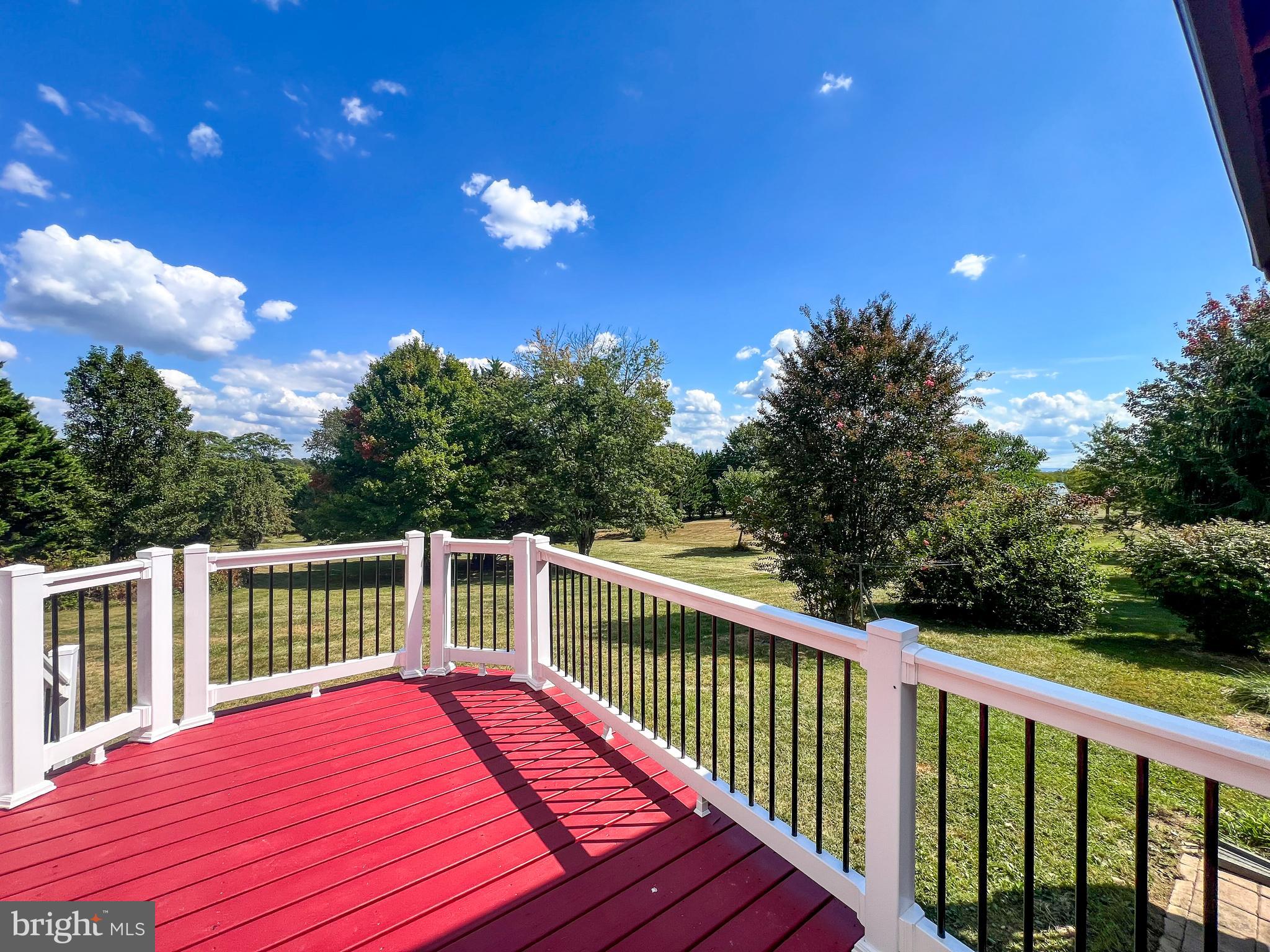 RED HAWK - Residential