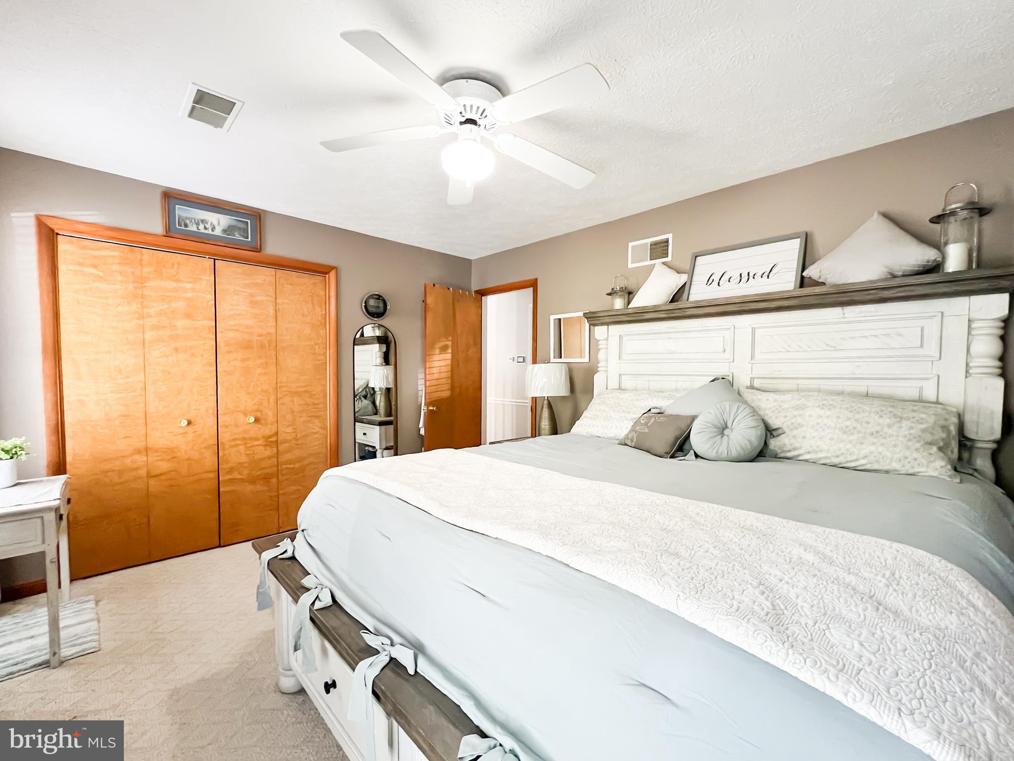 RED HAWK - Residential