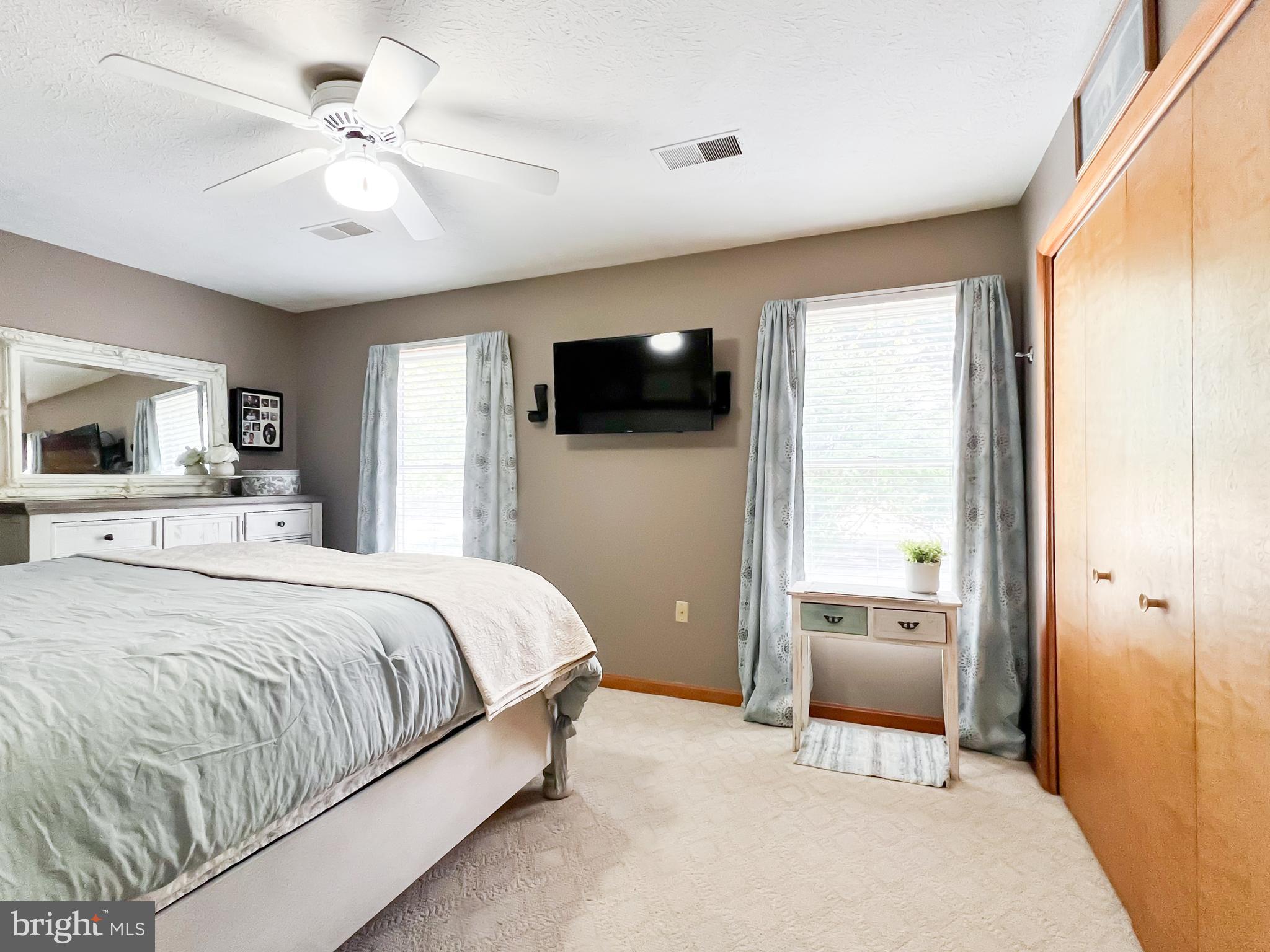 RED HAWK - Residential