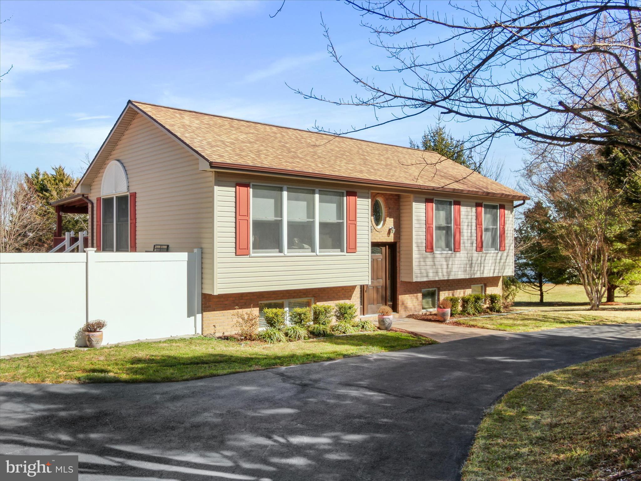 RED HAWK - Residential