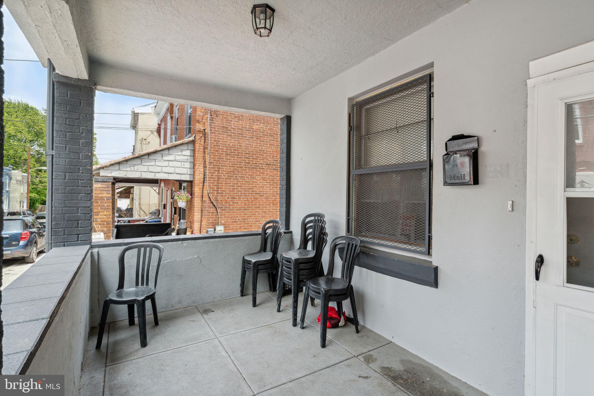 GERMANTOWN (EAST) - Residential