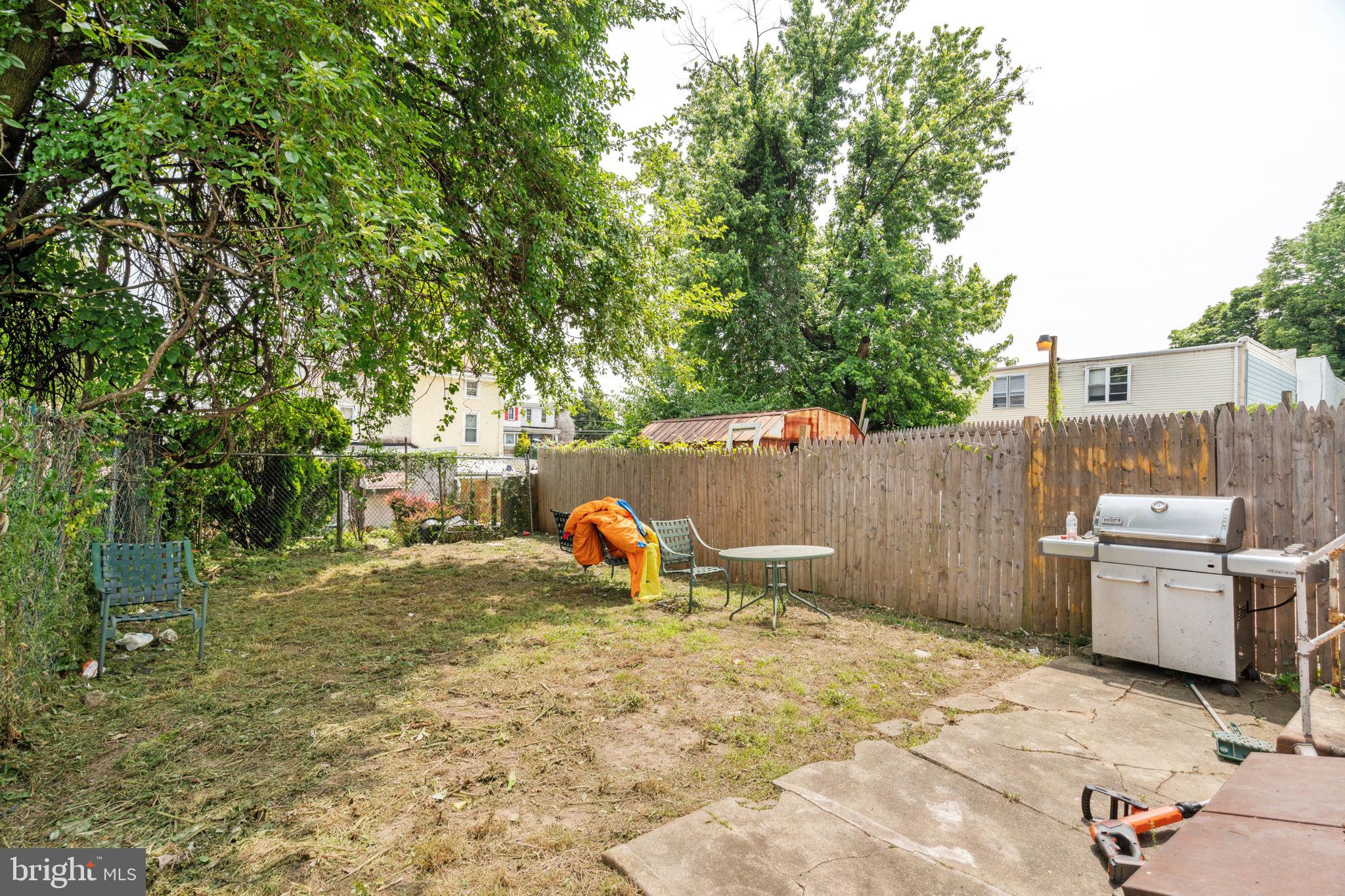 GERMANTOWN (EAST) - Residential