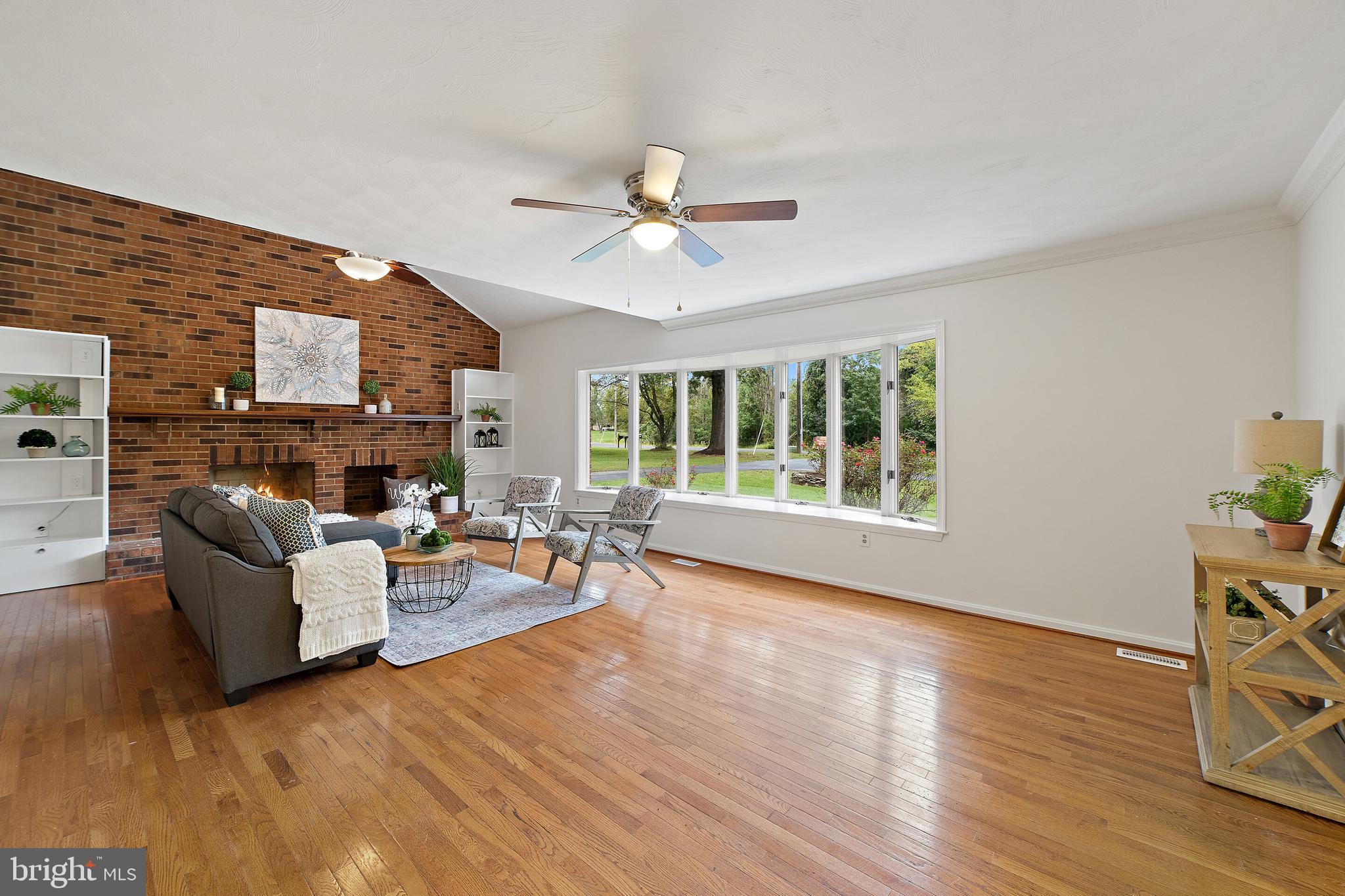 SPRINGDALE - Residential