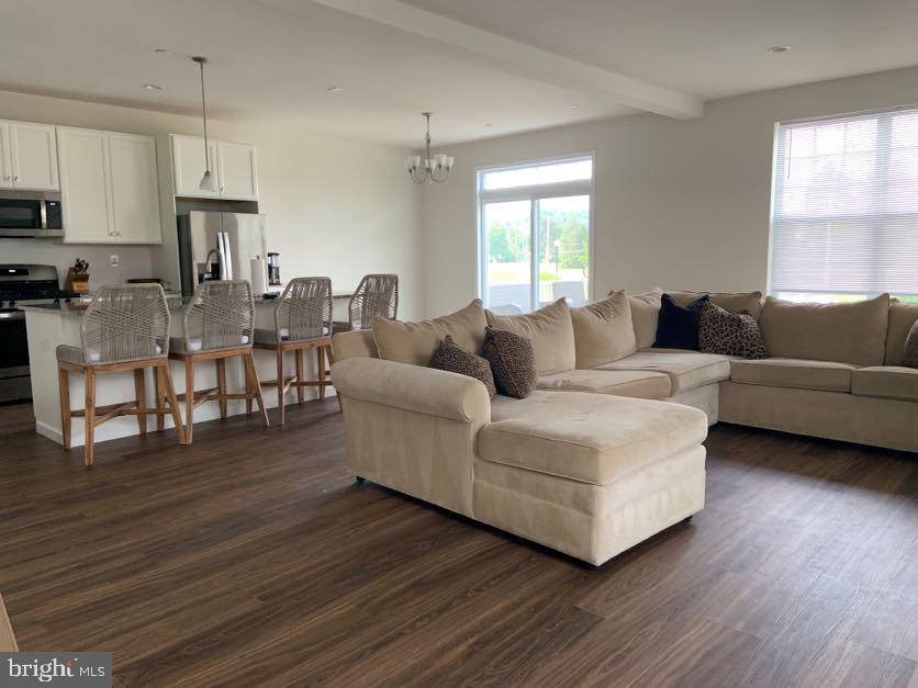 EAST VILLAGE - Residential Lease