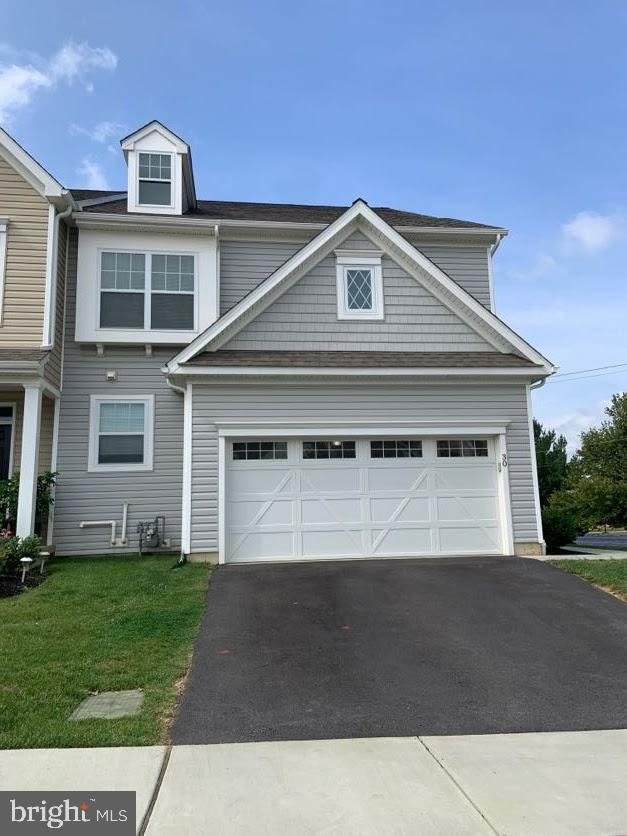 30 S TOMPKINS SQUARE