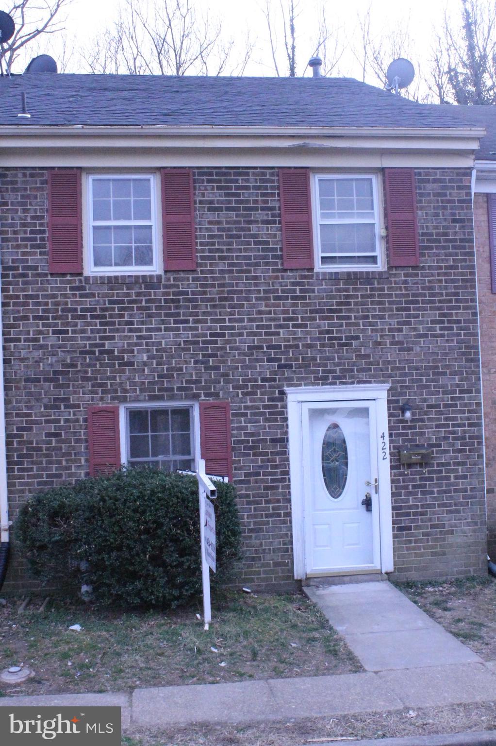 OLDE GREENWICH - Residential