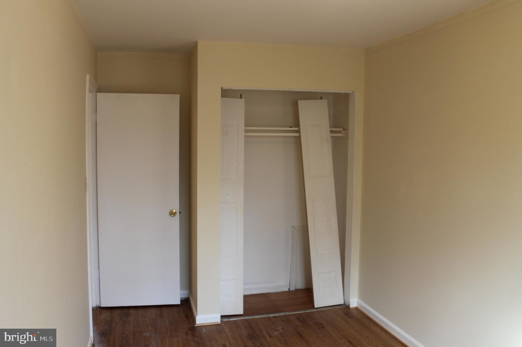 OLDE GREENWICH - Residential