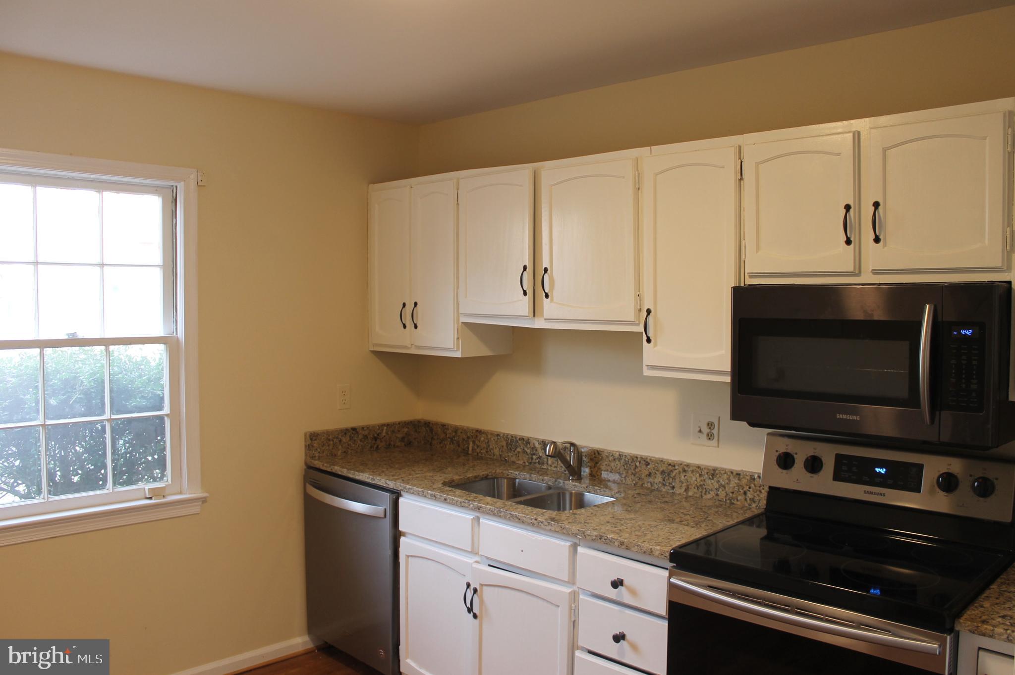 OLDE GREENWICH - Residential