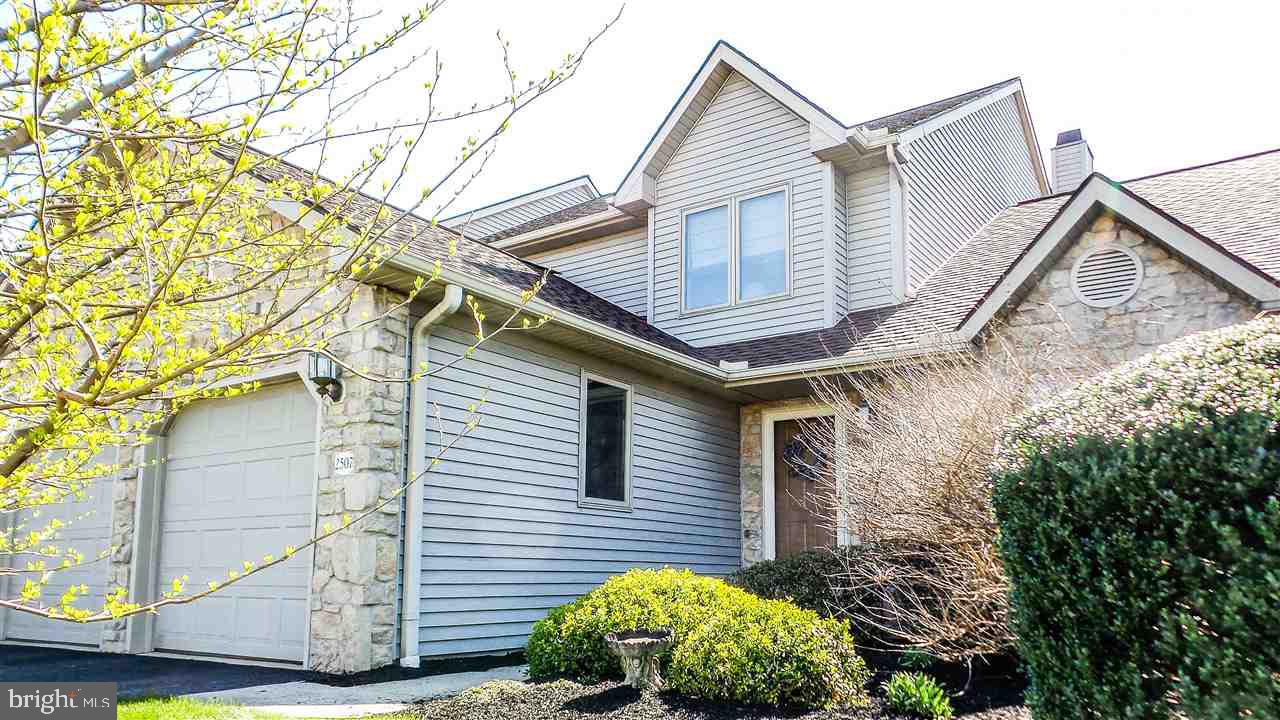 HERITAGE HILLS - Residential