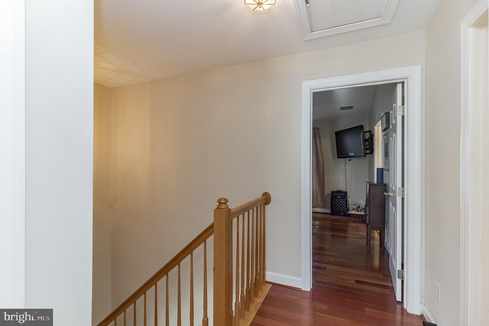 RUSSETT - Residential